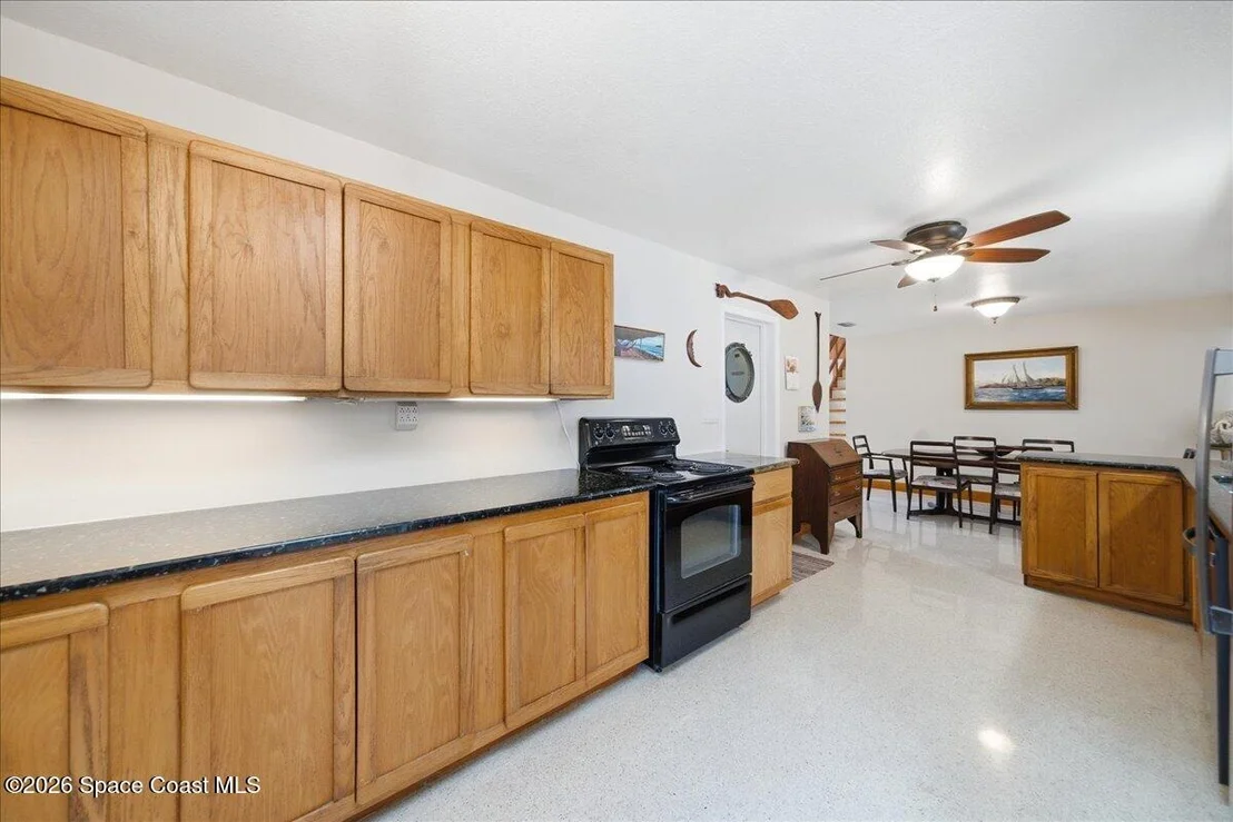 Photo of 180 5th Street