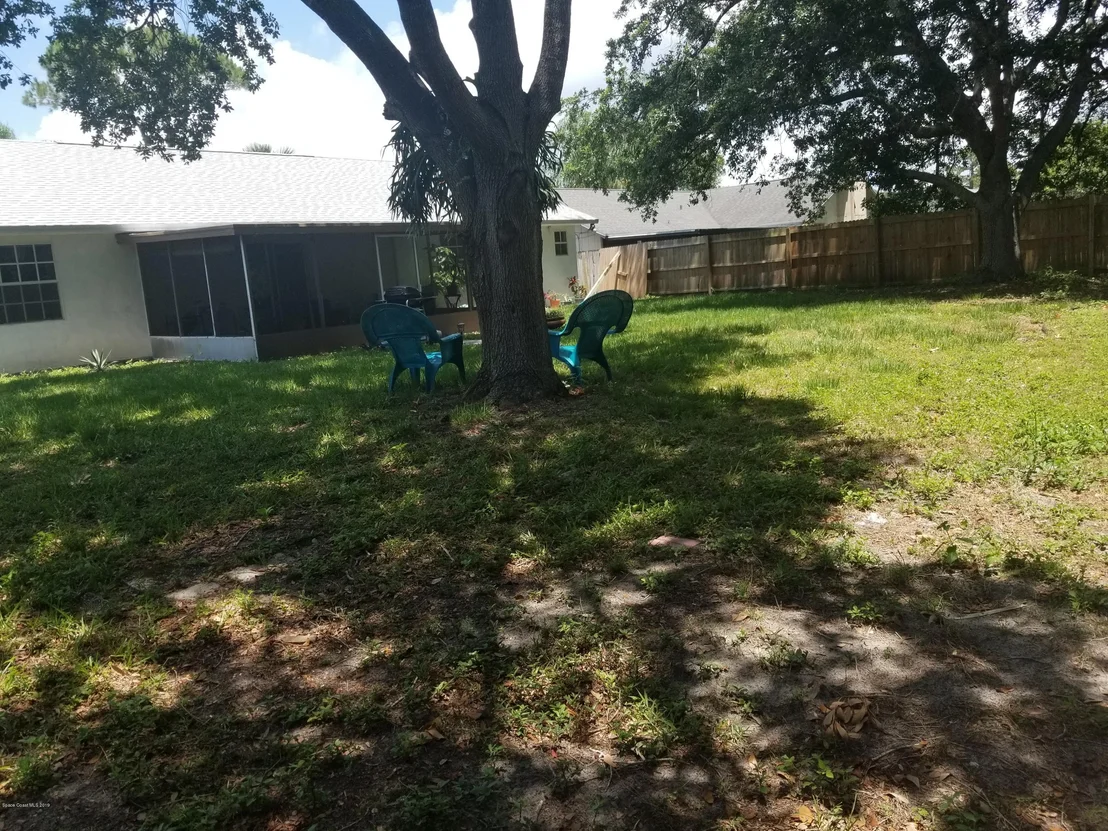 Photo of 5095 Carter Street