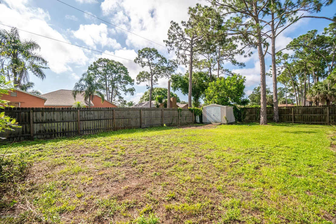 Photo of 6387 Cable Avenue