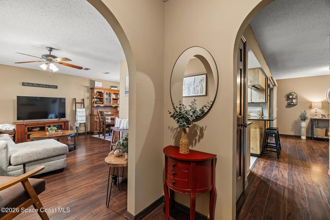 Photo of 610 Cypress Court