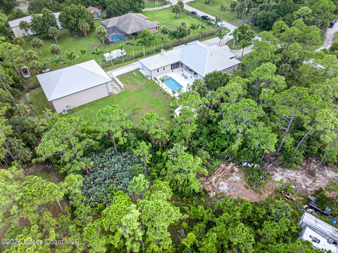 Photo of 3865 Reynolds Road