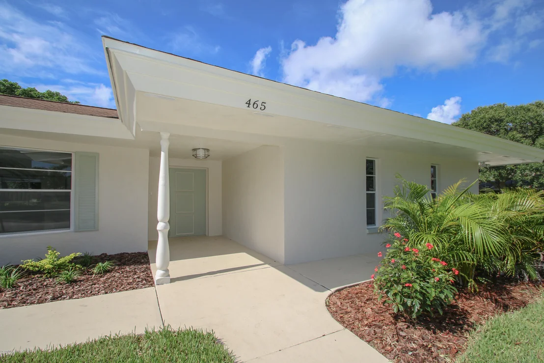 Photo of 465 Seabreeze Drive