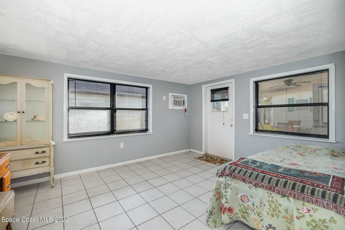 Photo of 3096 Dairy Terrace NE