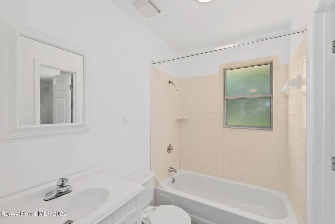 Photo of 1805 W Elm Drive