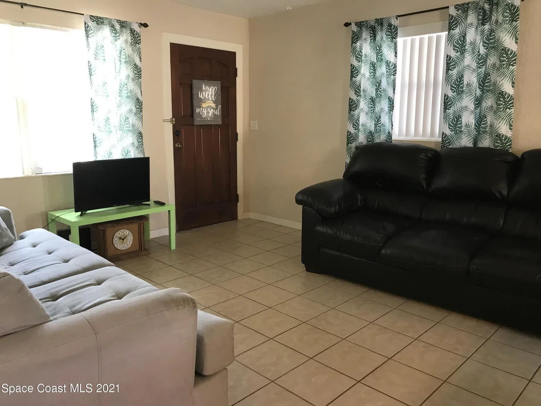 Photo of 2518 Stratford Drive