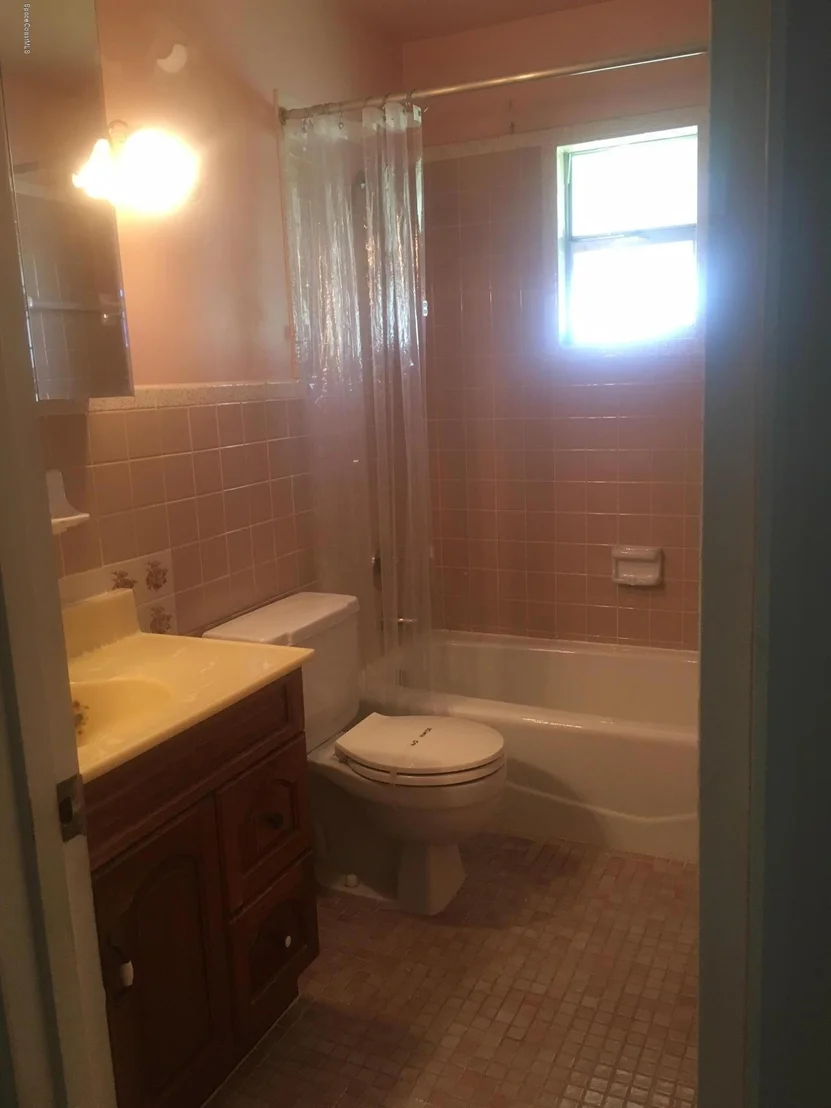 Photo of 655 Walnut Drive