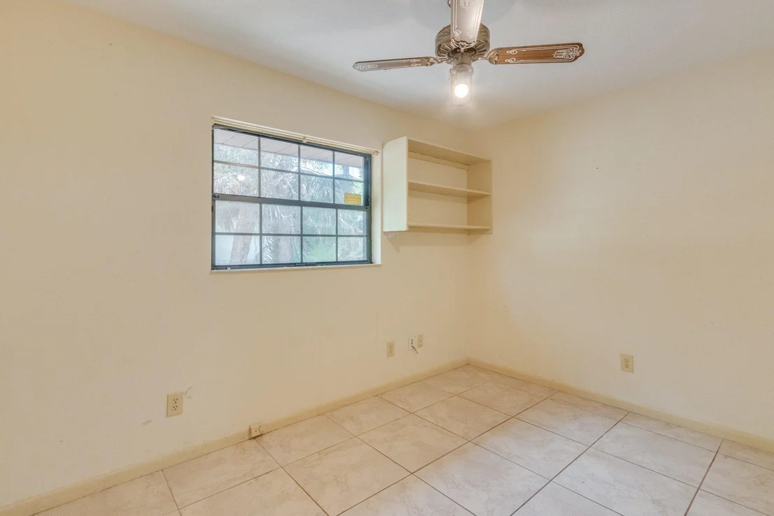 Photo of 2650 Washington Street