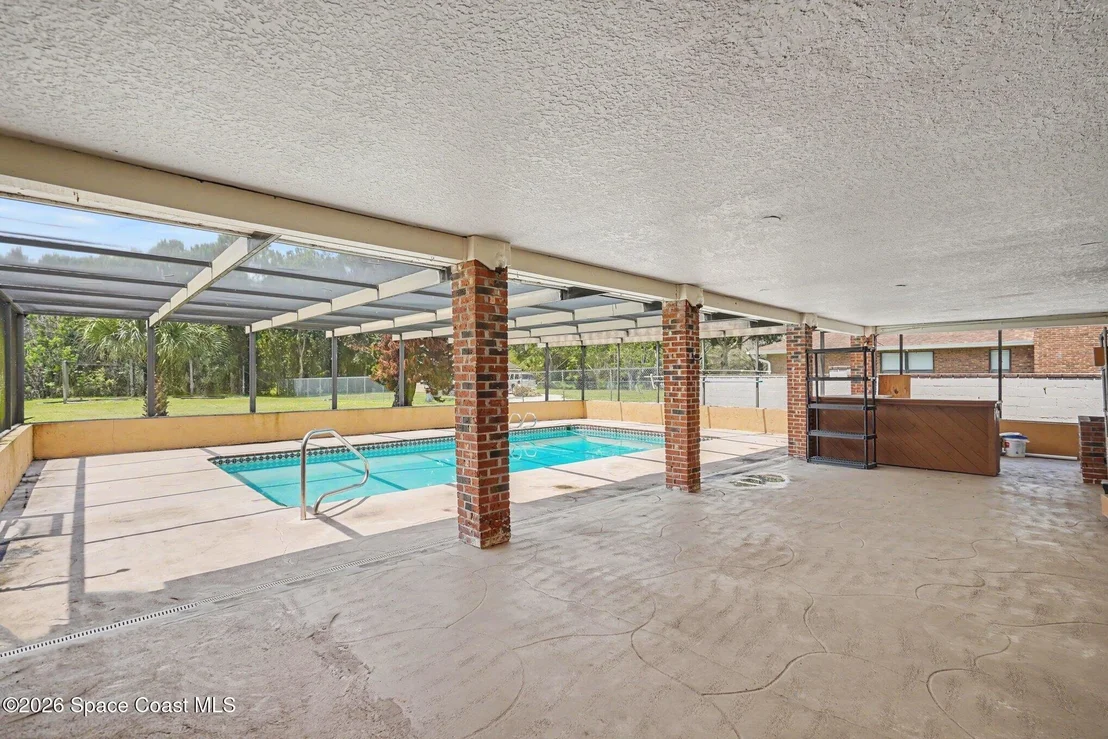 Photo of 4457 Parkway Drive