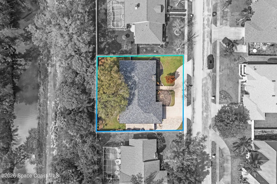 Photo of 572 Lake Ashley Circle
