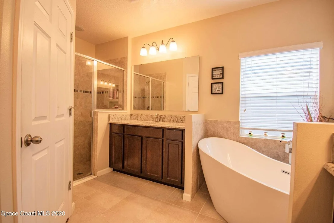 Photo of 1190 Dillard Drive SE