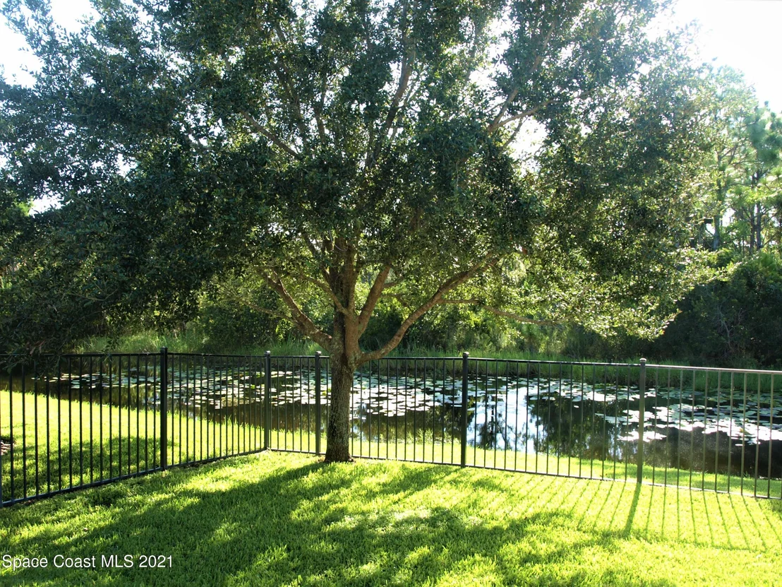 Photo of 1687 Attilburgh Boulevard