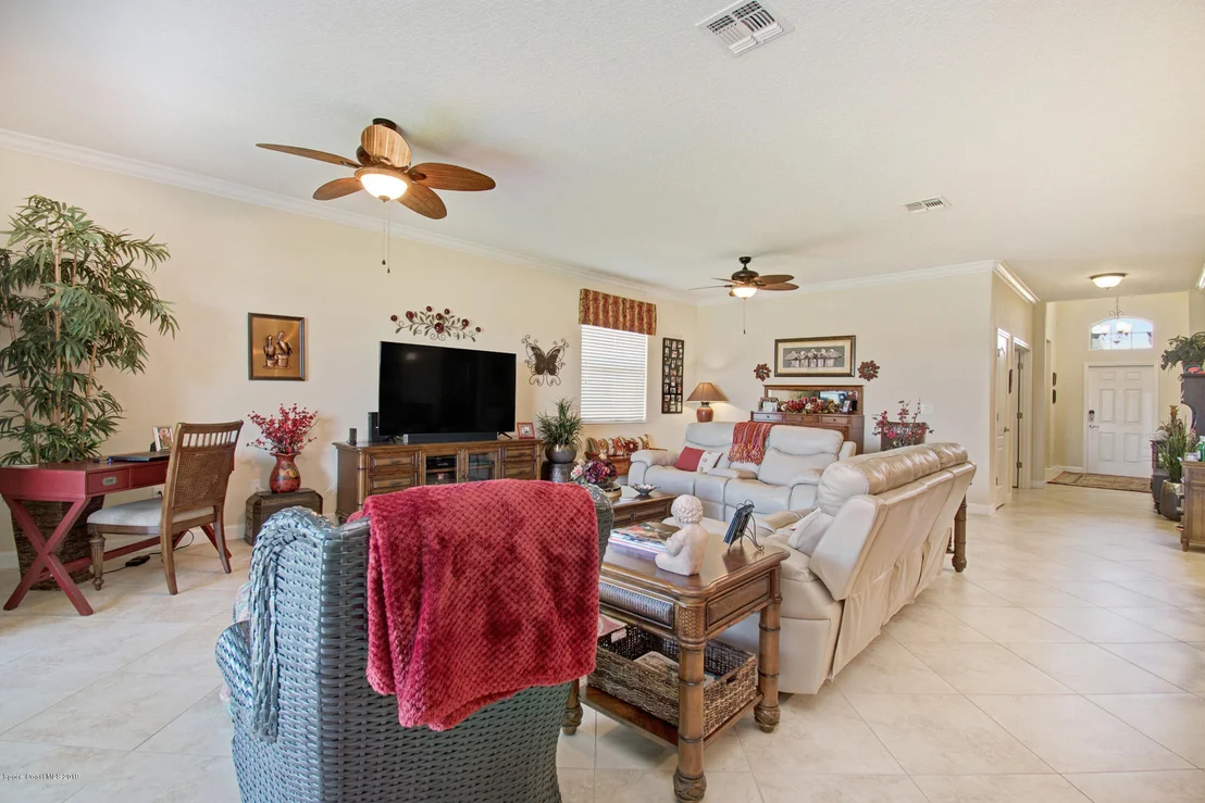 Photo of 6198 Van Ness Drive