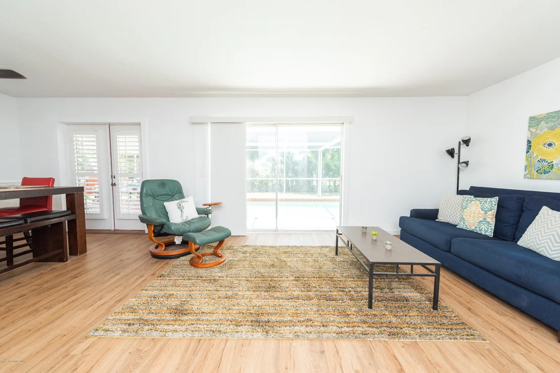 Photo of 1333 Estridge Drive