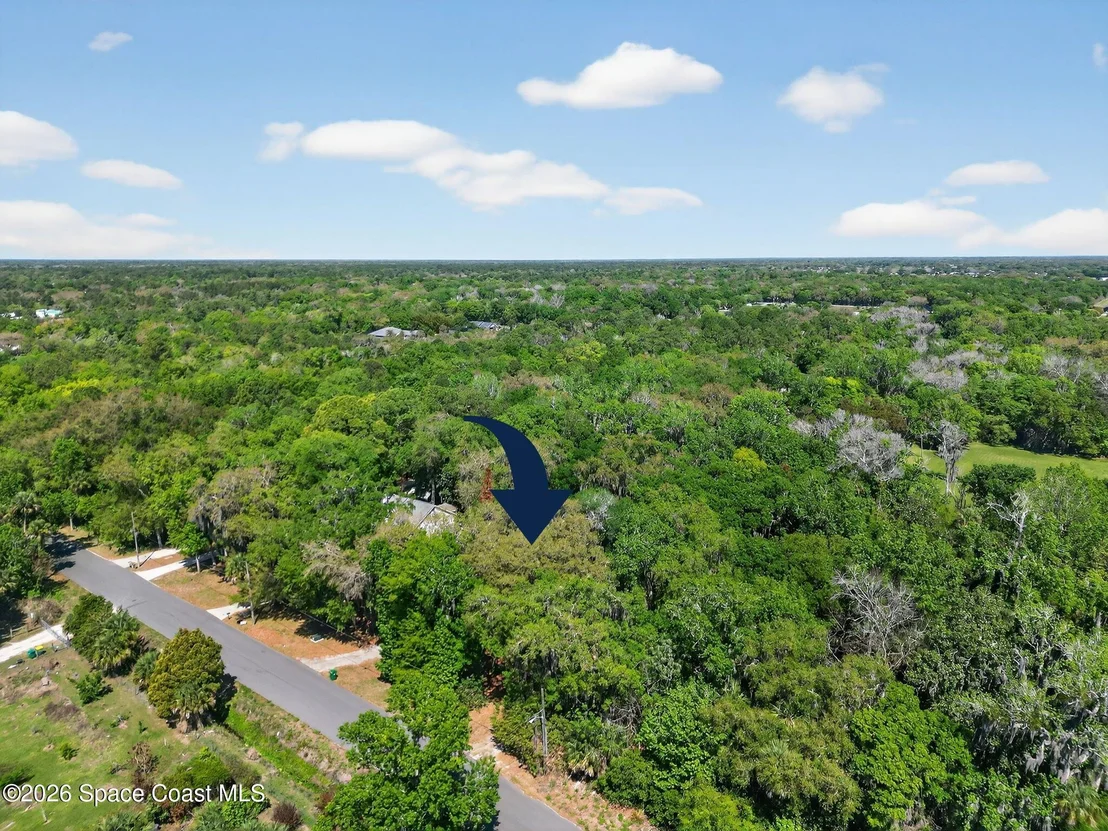 Photo of 3380 Lionel Road