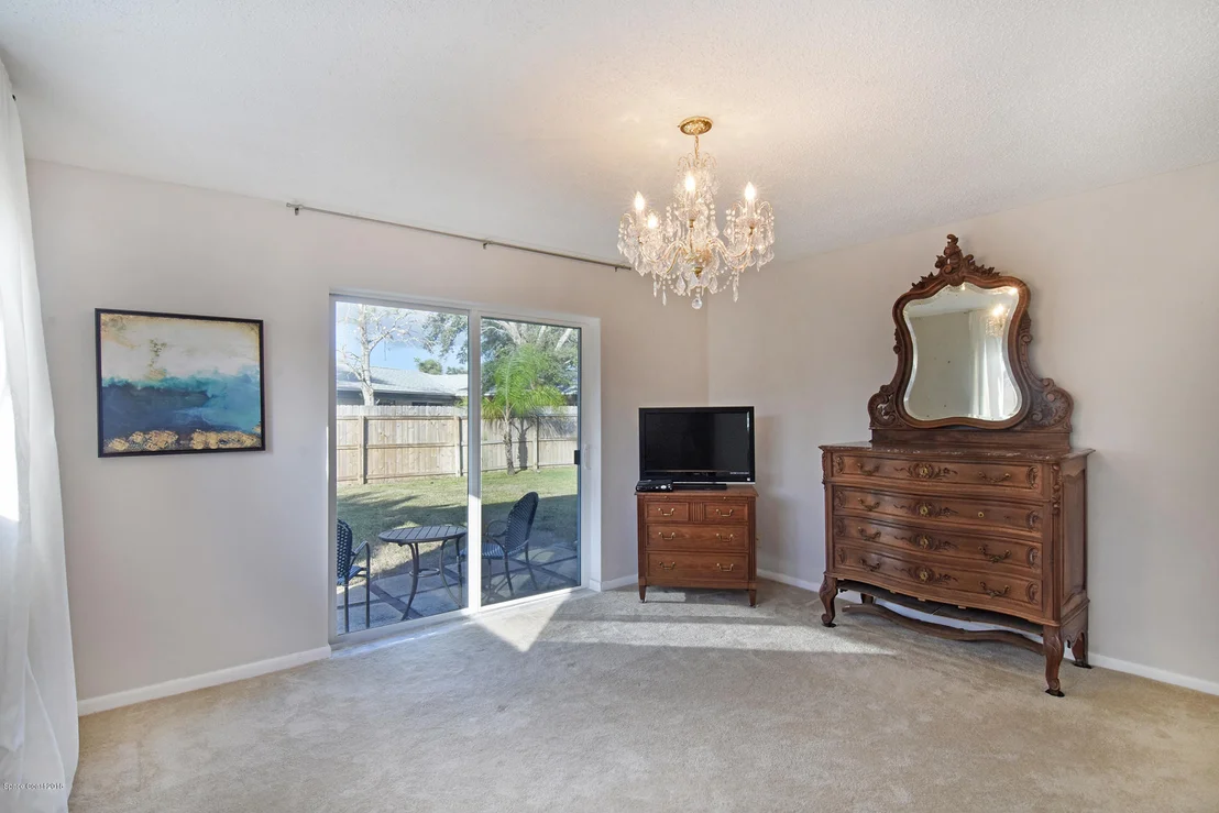Photo of 385 Formosa Drive