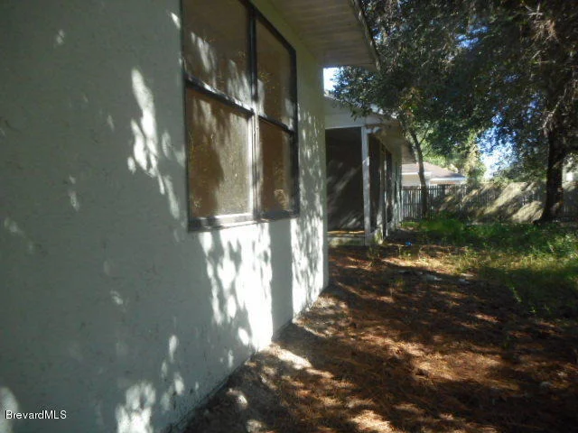 Photo of 2409 Delys Street