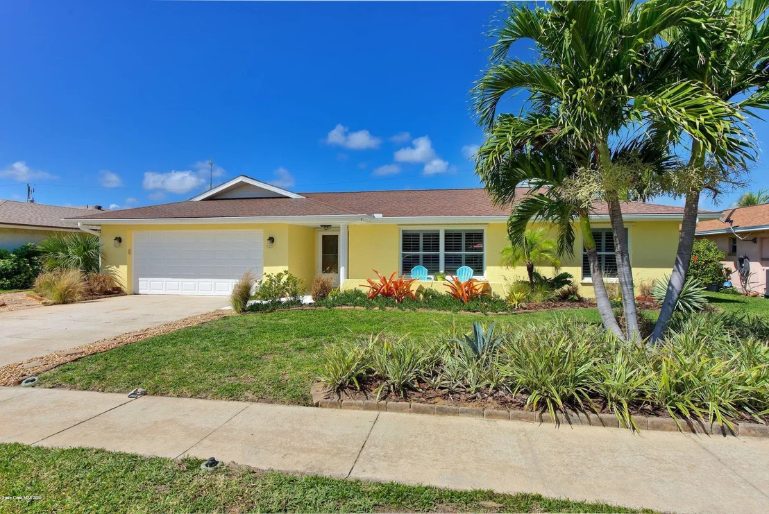 Photo of 770 Hibiscus Drive