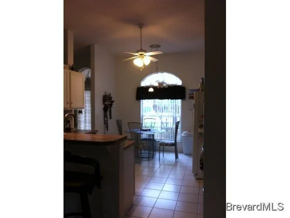 Photo of 948 Tamarind