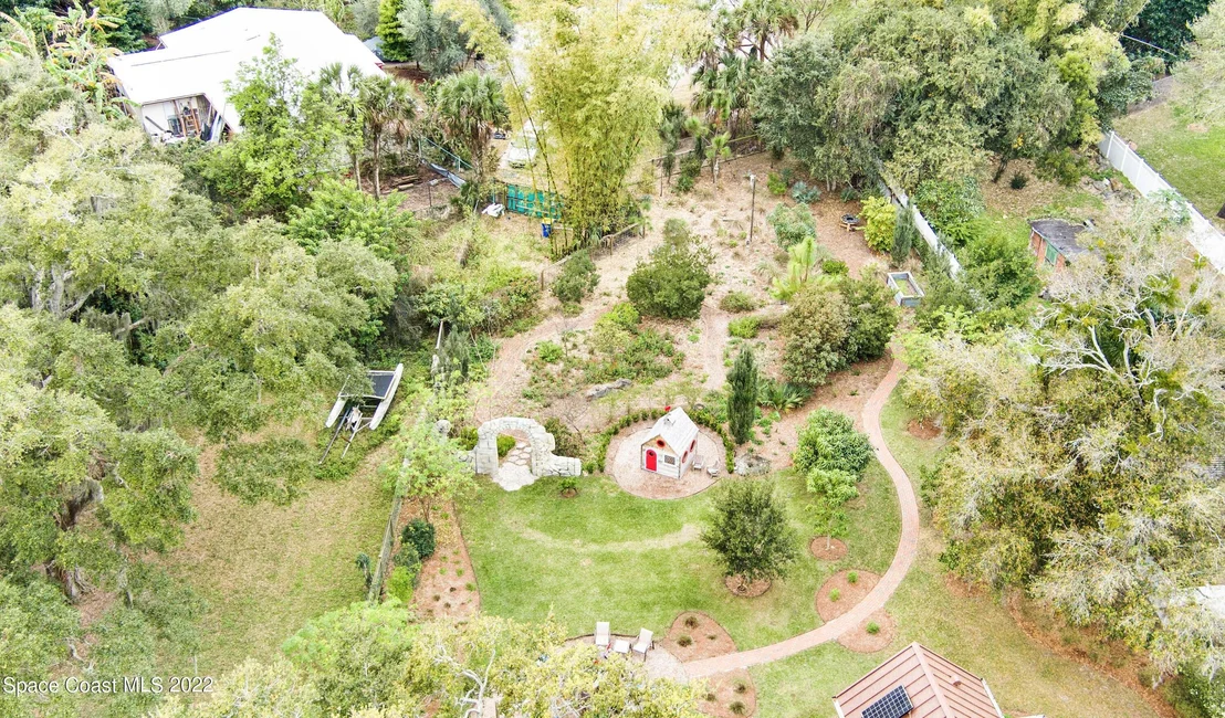 Photo of 1335 Rockledge Drive