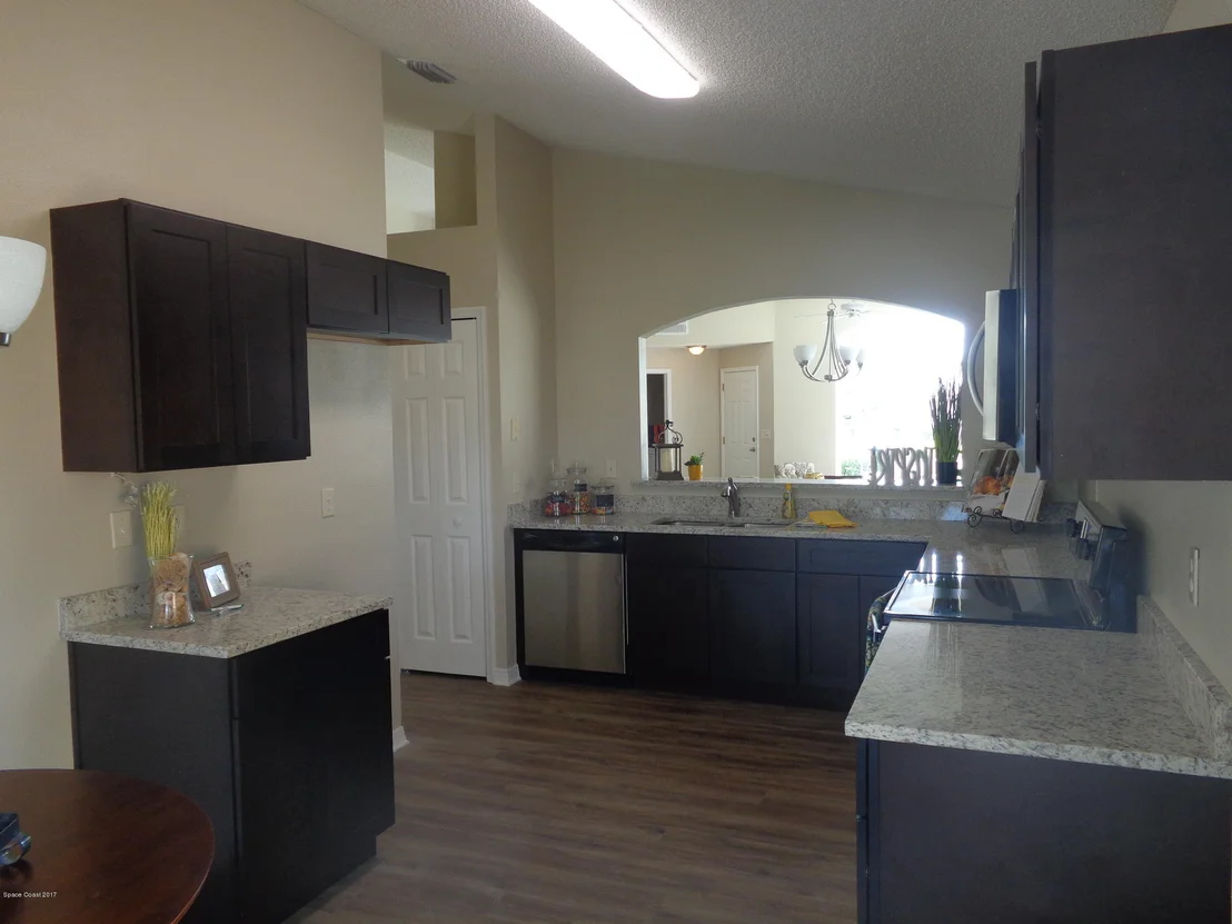 Photo of 3926 Saint Armens Circle