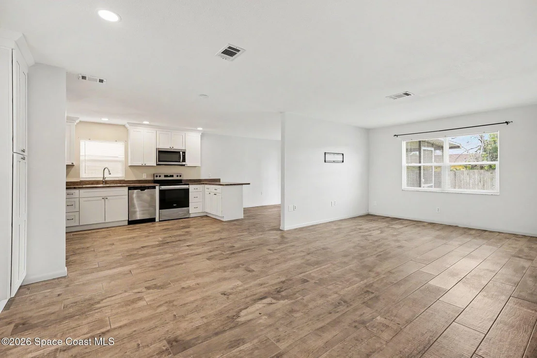 Photo of 2890 College View Drive