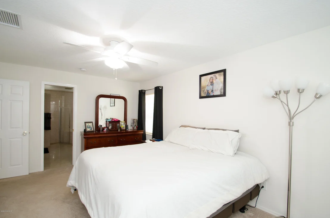Photo of 1050 Gray Road