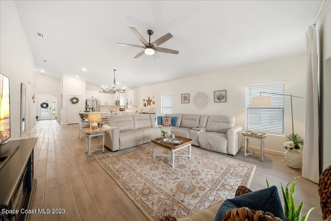 Photo of 310 Wiregrass Avenue