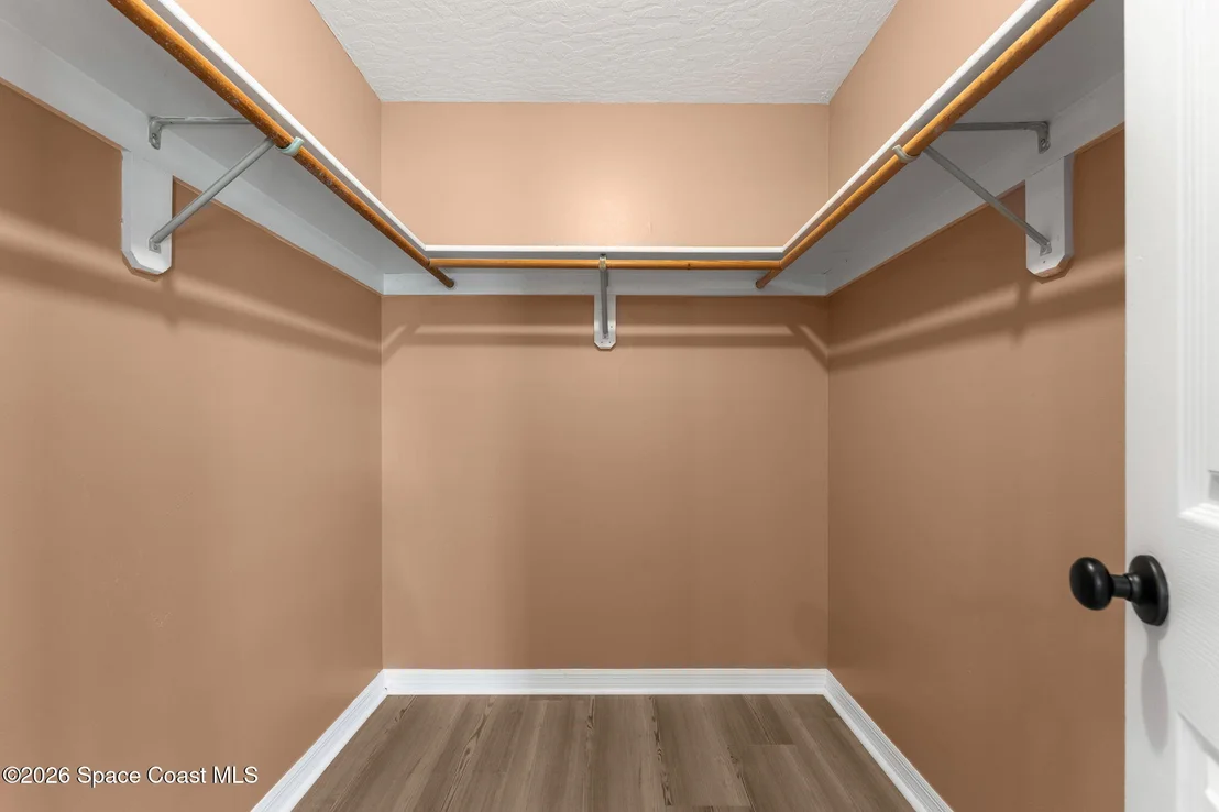 Photo of 950 Whisperpine Drive