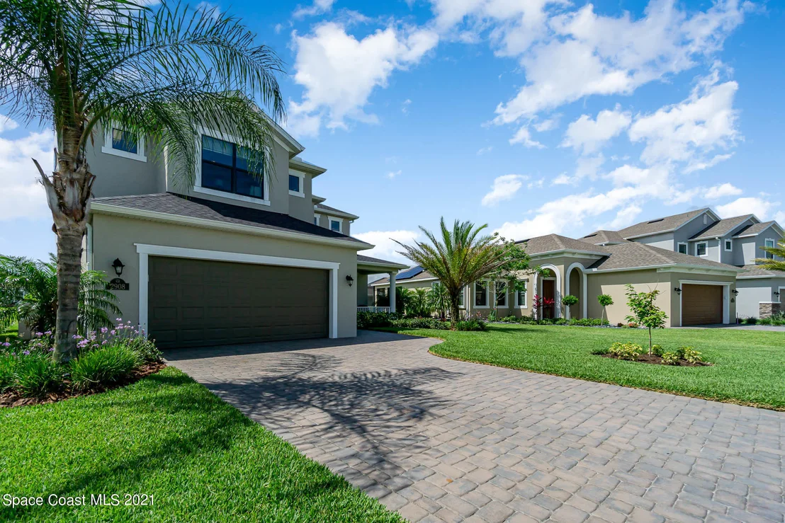 Photo of 2908 Casterton Drive