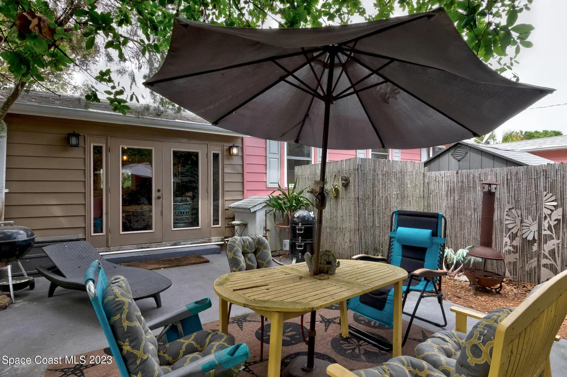Photo of 9530 Riverview Drive