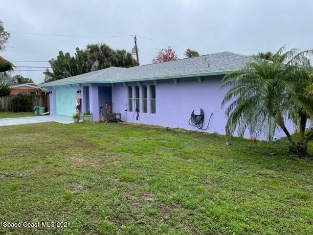 Photo of 405 Crescent Drive