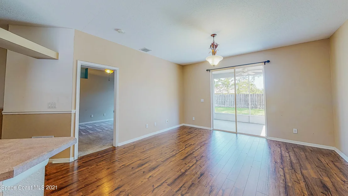 Photo of 1598 Maeve Circle