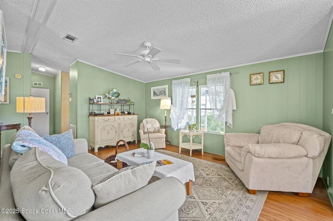Photo of 433 Marlin Circle