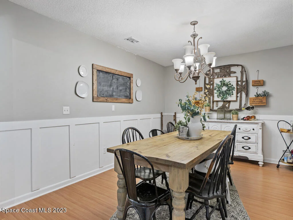 Photo of 121 Harris Drive