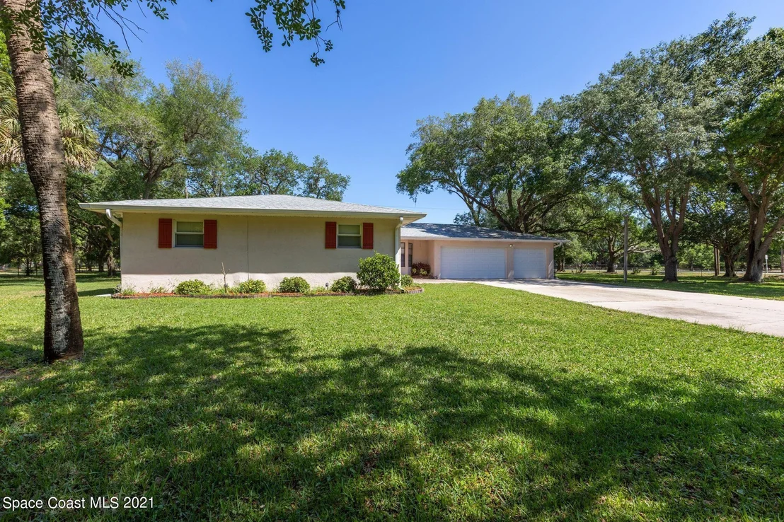 Photo of 1900 Palomino Road