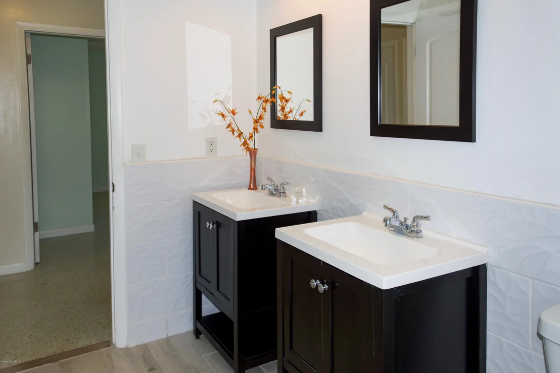 Photo of 607 Hibiscus