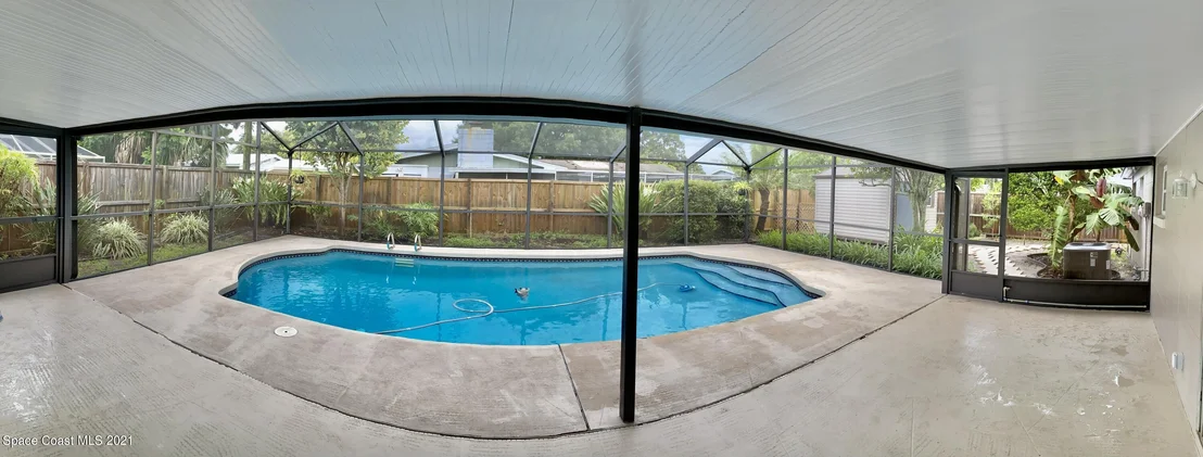 Photo of 937 Kings Post Road