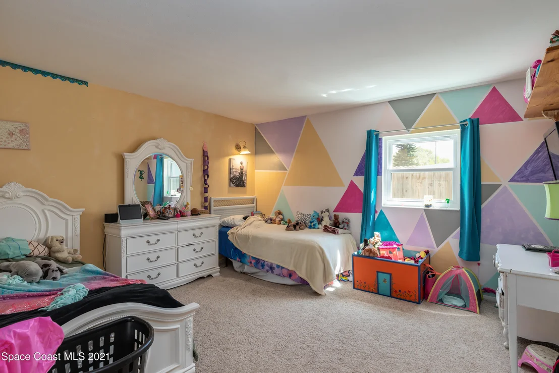 Photo of 450 Rosedale Drive