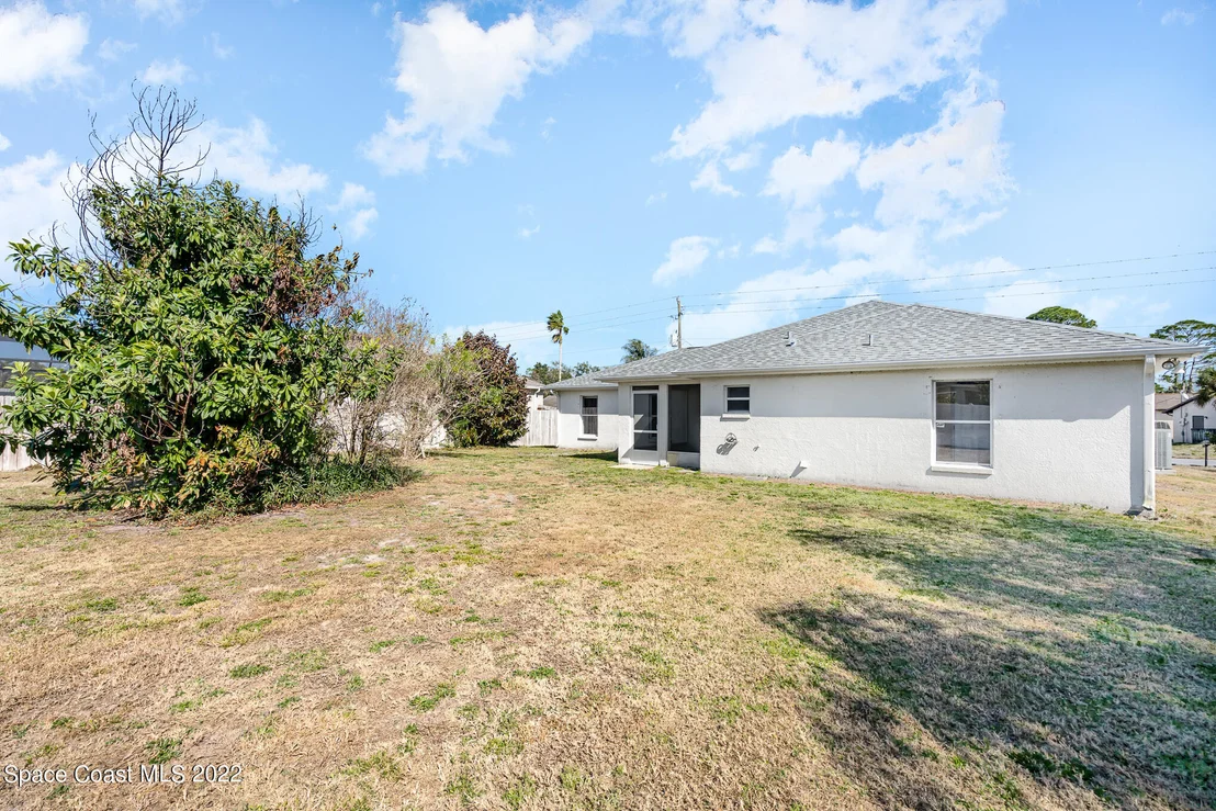 Photo of 5930 Deer Lane