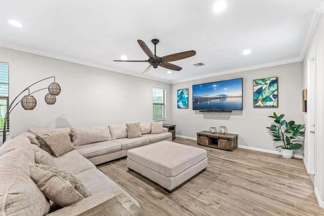 Photo of 7654 Poulicny Lane