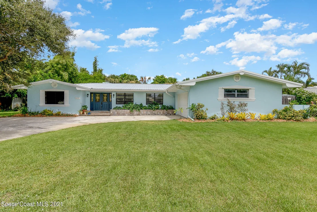 Photo of 242 Miami Avenue
