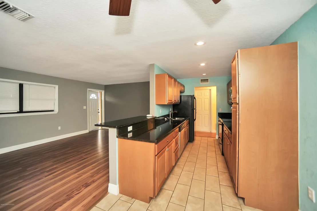 Photo of 600 Teak Drive