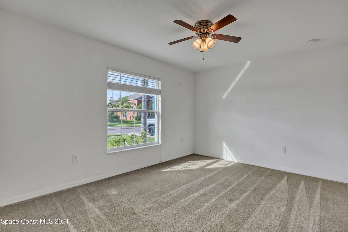 Photo of 1290 Corbett Lane