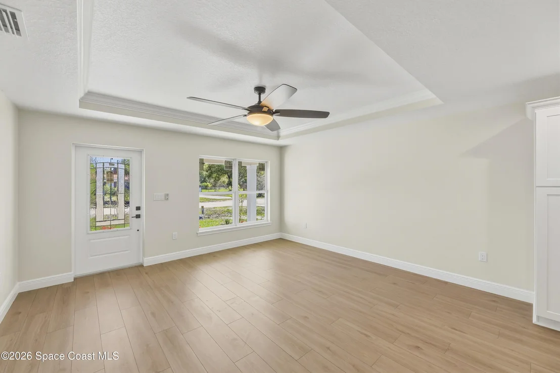 Photo of 5816 Hammock Street