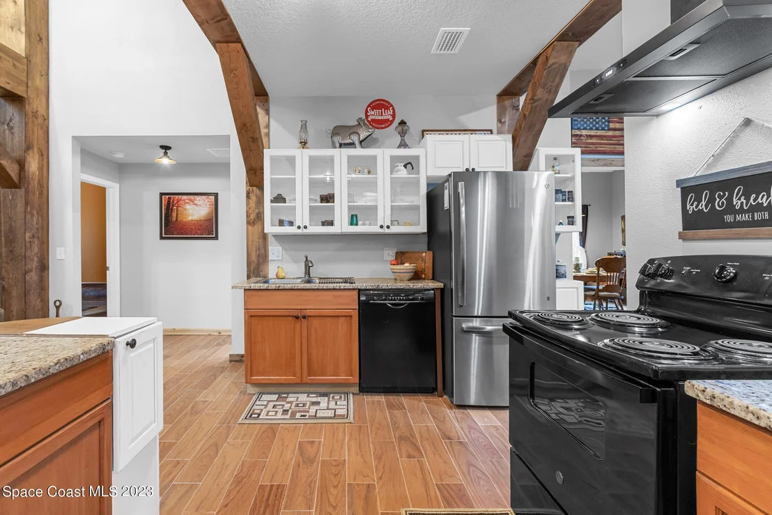 Photo of 1370 Gopher Slough Road
