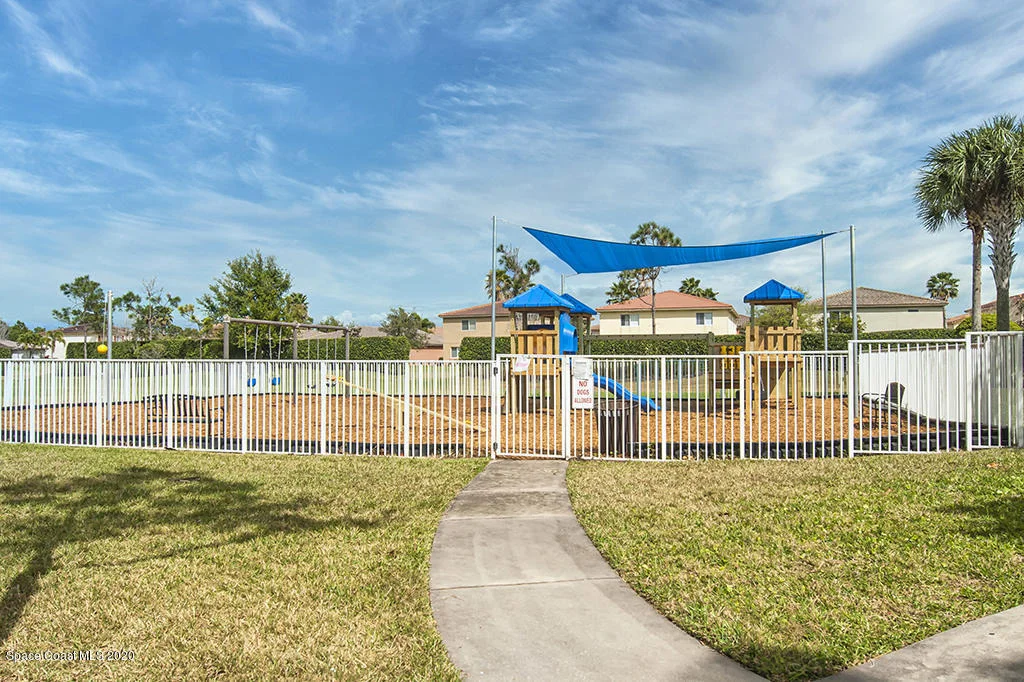 Photo of 4638 56th Lane