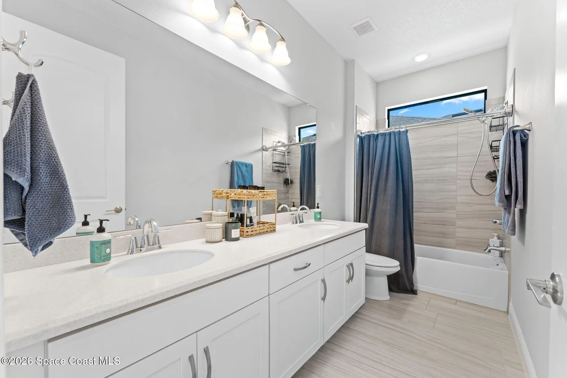 Photo of 2991 Casterton Drive