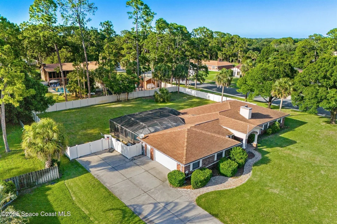 Photo of 8000 Pine Needle Lane