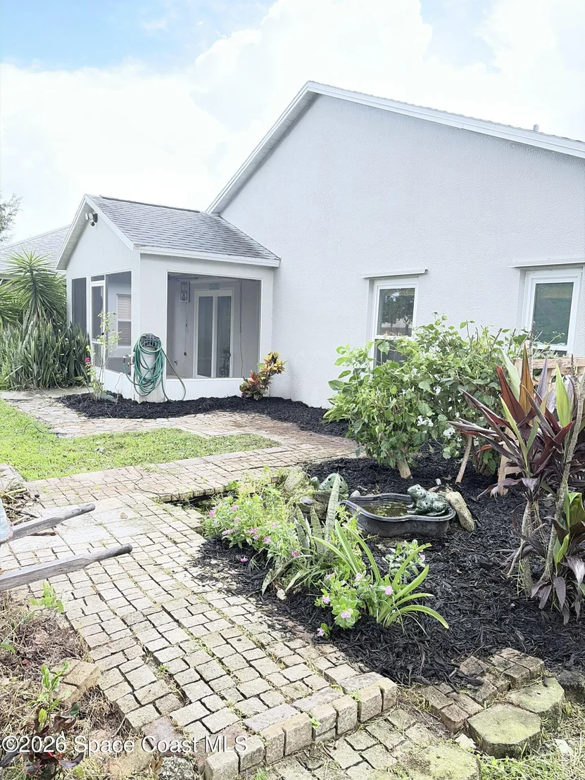 Photo of 470 Wickham Lakes Drive