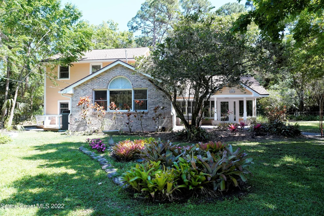 Photo of 686 Hammock Road